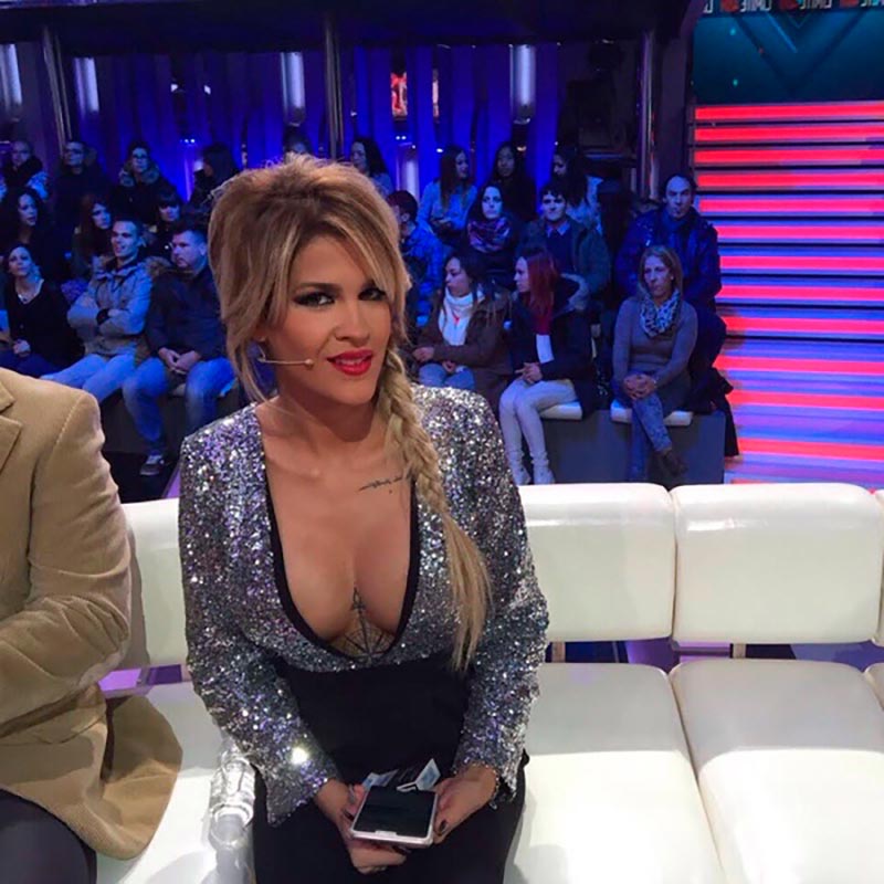 Ylenia Padilla Escote Colaboradora Telecinco