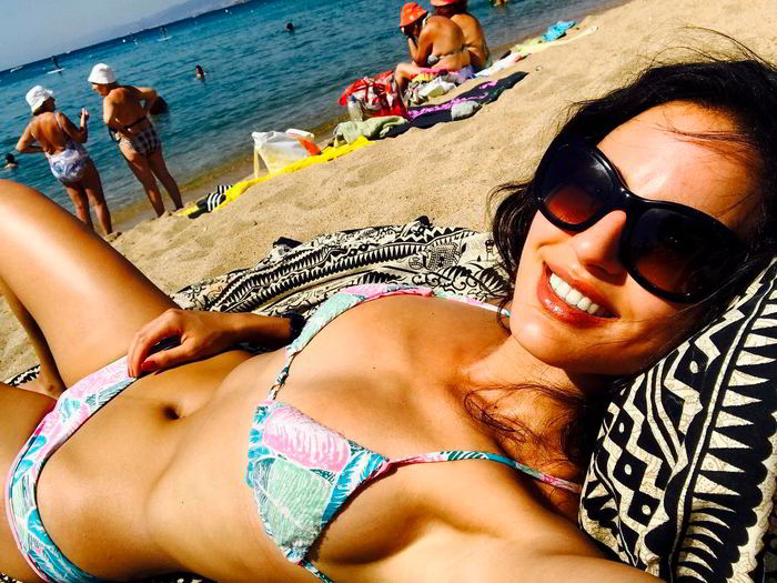 Jana Pérez en la playa