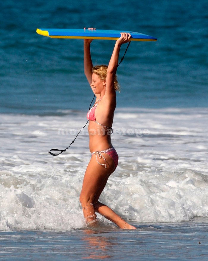 Charlize Theron fotos bikini vacaciones marido 4