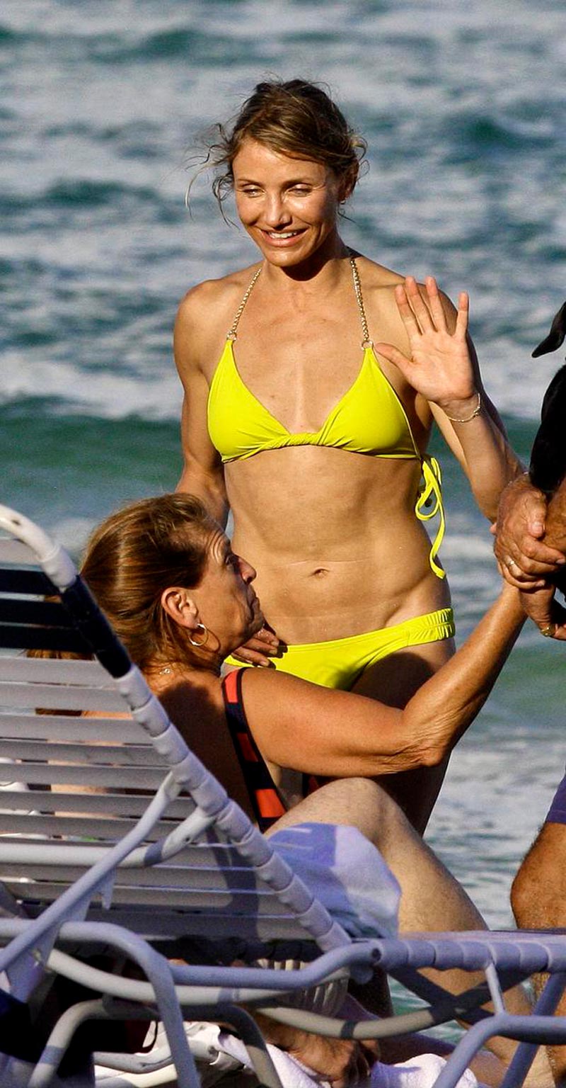 Cameron Diaz Fotos Bikini Playa Sexy 15