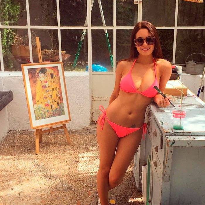 Ivana Baquero mujer adulta