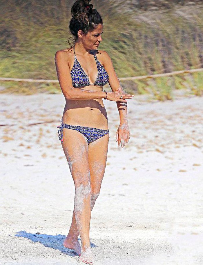 Patricia Pérez en la playa