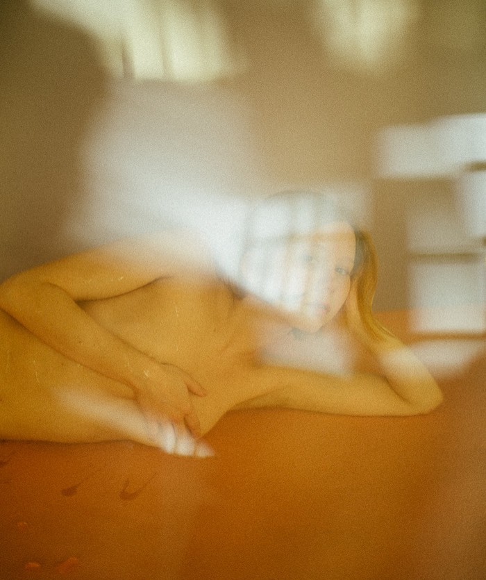 Laia Manzanares desnuda posado erótico