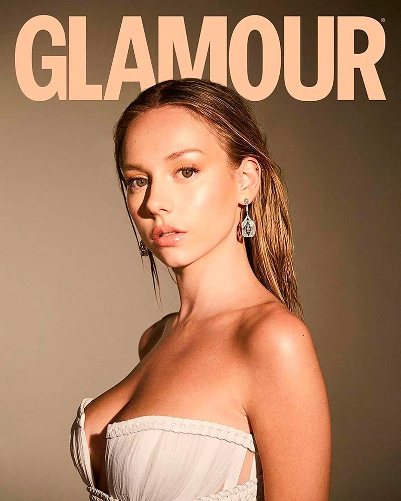 Ester Expósito Escote Revista Glamour