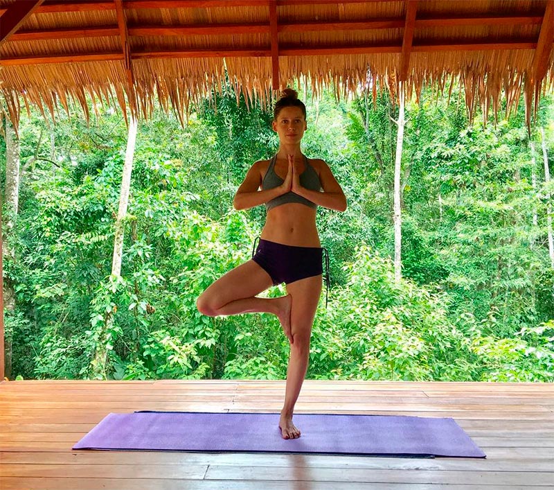 Manuela Vellés Yoga Deporte Salud