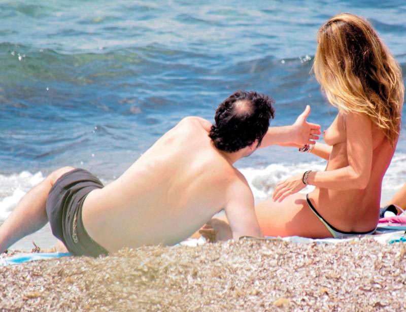 Gemma Mengual Tetas Novio Playa Ibiza 4