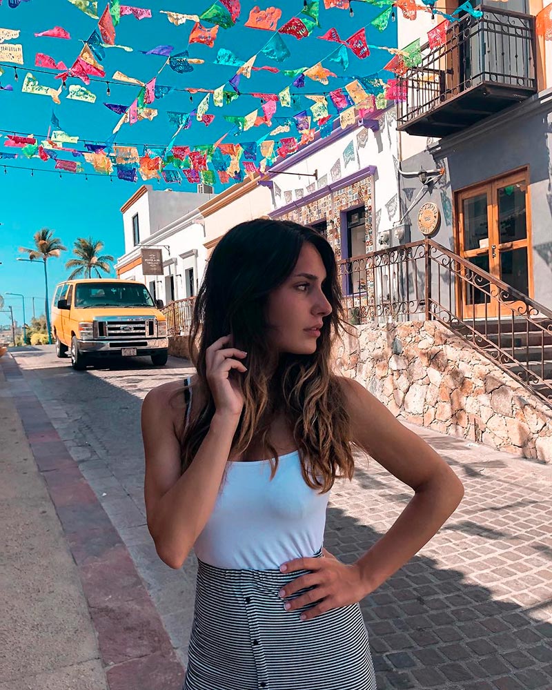 Yara Puebla Bikini Sexy Instagram 4