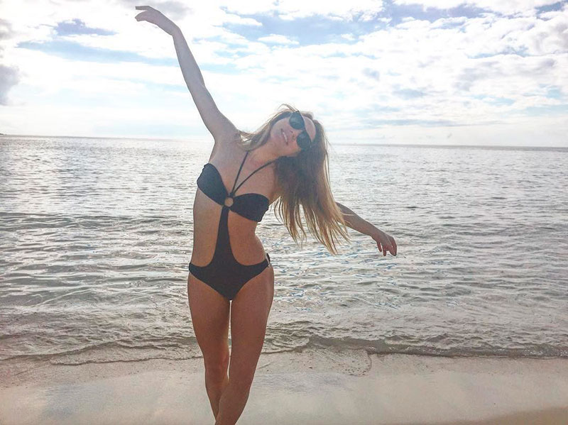 Ángela Cremonte Fotos Sexy Bikini Instagram