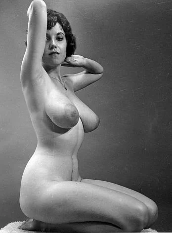 Julie Wills Aka Julie Williams V0 8dkshw39zsw61